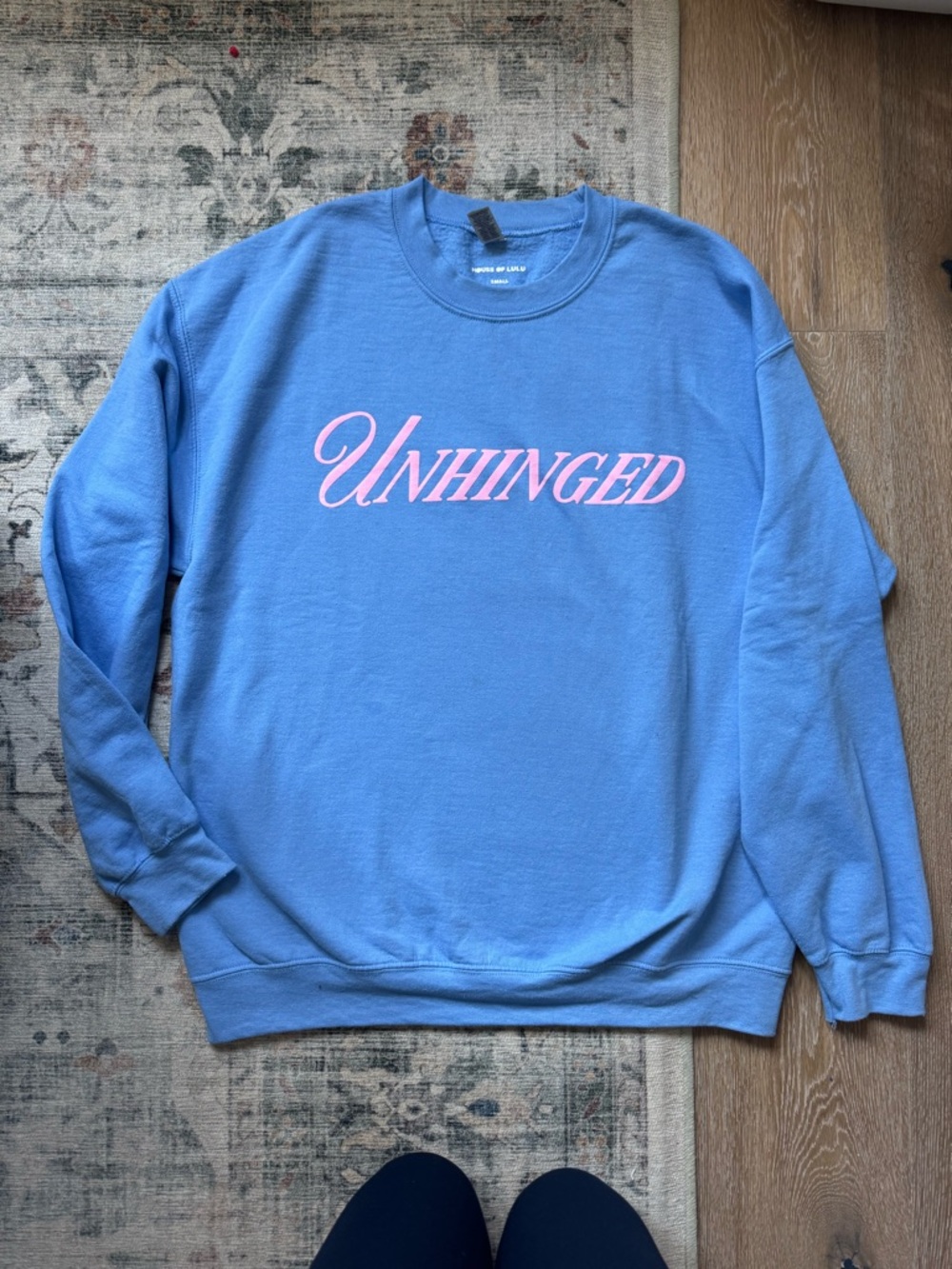 The Post Unhinged Periwinkle Blue Crewneck Sweatshirt Women’s Small